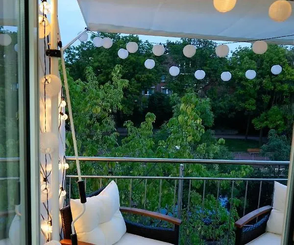 Designer An Der Leineinsel In Hannover, Direkt Am Wasser In Ruhiger Laage, Messeapartment Διαμέρισμα *