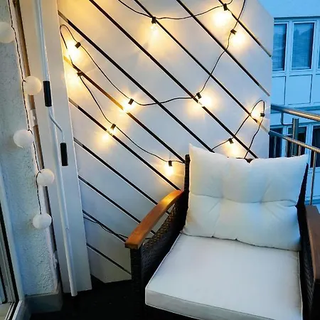 Appartamento Designer An Der Leineinsel In Hannover, Direkt Am Wasser In Ruhiger Laage, Messeapartment *