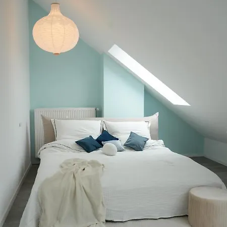 Designer An Der Leineinsel In Hannover, Direkt Am Wasser In Ruhiger Laage, Messeapartment Апартаменты *