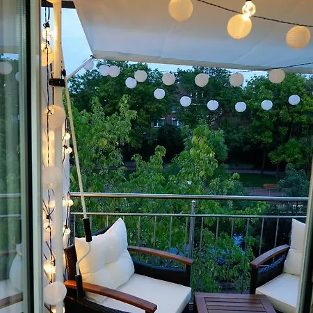 Designer An Der Leineinsel In Hannover, Direkt Am Wasser In Ruhiger Laage, Messeapartment 아파트 *